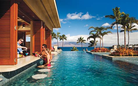 Maui, Hawaii, The Favorite Island For Hollywood Celebrities - Traveldigg.com