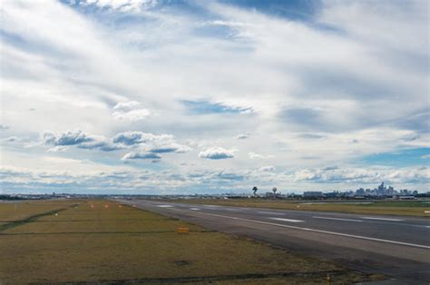 859,277 BEST Airstrip IMAGES, STOCK PHOTOS & VECTORS | Adobe Stock