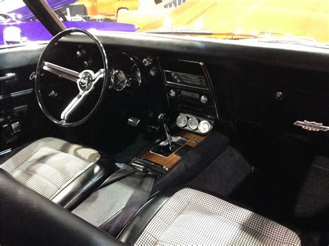 1968 CHEVROLET CAMARO YENKO RE-CREATION - Interior - 174691