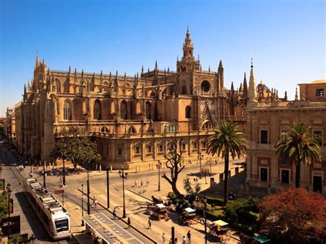 Seville Alcázar Tickets and Tours - Hellotickets