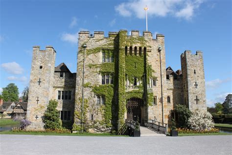 Anne Boleyn’s Childhood Home – Hever Castle