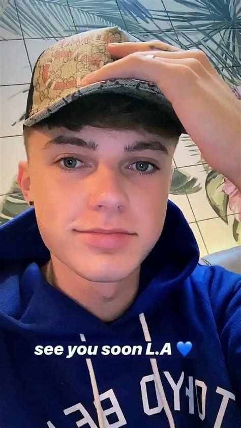 Pin by Steef on AA HRVY | Harvey, Cute guys, Cute kids