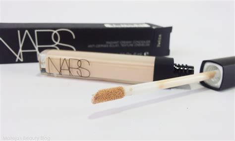 NARS Radiant Creamy Concealer in Chantilly (vs. Collection Lasting Perfection Concealer ...