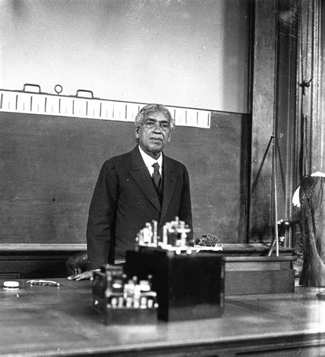 The Story of How Jagdish Chandra Bose Proved Plants Have Life