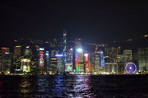 Living An Expat Life...: Hong Kong Night Lights At Christmas.