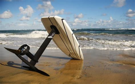 Lift Foils Electric Hydrofoil Surfboard | GearMoose