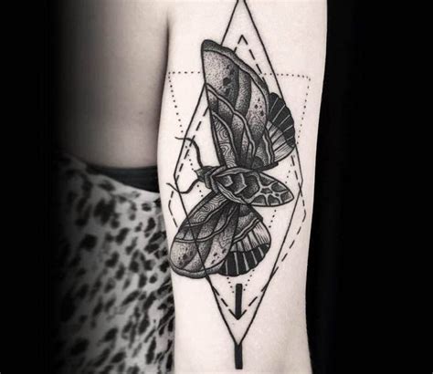 Discover 72+ hummingbird moth tattoo super hot - in.cdgdbentre