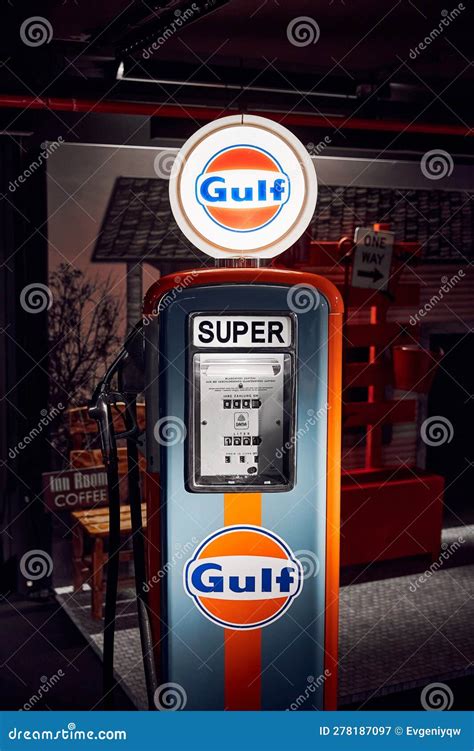 Retro Gas Station. Antique Gas Pump Editorial Photography - Image of ...