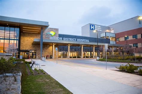 Milton, Ontario / Canada - May 09 2020: Milton Hospital Main Entrance ...