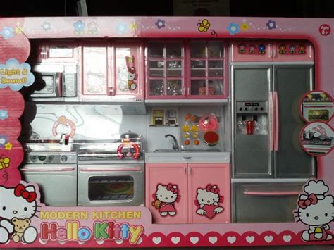 Hello Kitty Themed Kitchen Set- P950 Enjoy playing pretend cooking with the Hello Kitty Themed ...