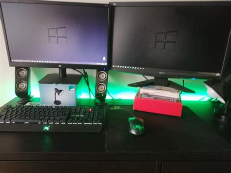 Finally bought a dual monitor stand : r/AverageBattlestations