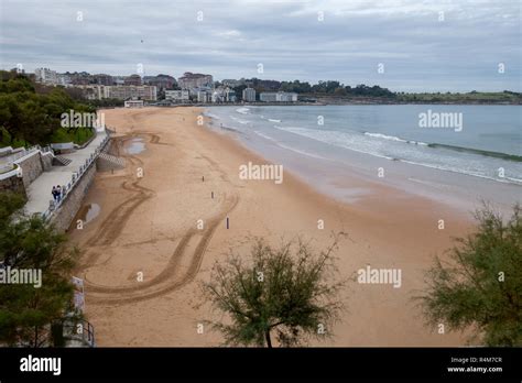 Sardinero beach, the famous and large sand beach in the city of Santander, Spain Stock Photo - Alamy