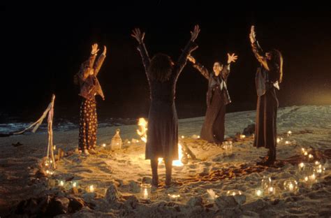 11 Witches From Fiction Who Embody What Feminism Really Means | HuffPost