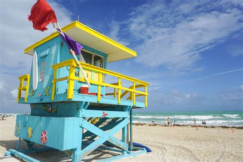 A Tour Of Miami Beach's Colourful Lifeguard Towers (2021)