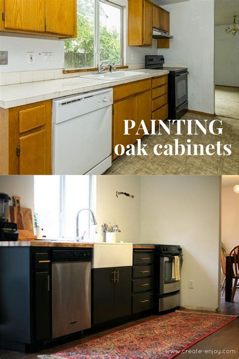 Kitchen makeover: Painting oak cabinets (step-by-step!) and new hardware / Create / Enjoy