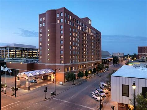 REVIEW: 1 night stay - President Abraham Lincoln Springfield - a DoubleTree by Hilton Hotel ...