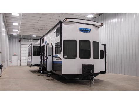 TerryTown RV (Sales) - Luxury RVing with TerryTown RV's Top-Notch Inventory