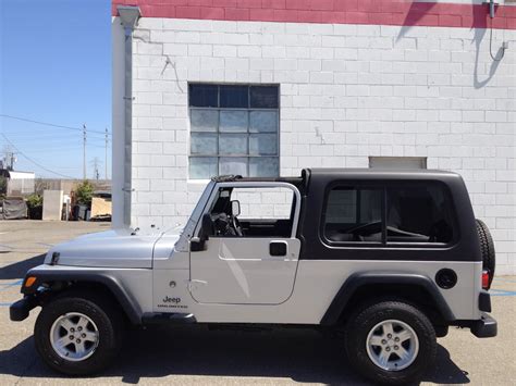 Jeep Wrangler Unlimited LJ Hardtop Years 2004-2006