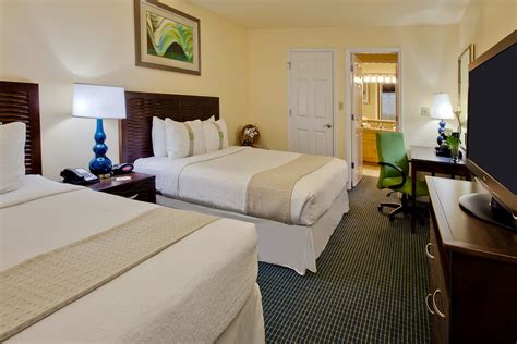 Holiday Inn & Suites Clearwater Beach Harbourside | Ocean Florida