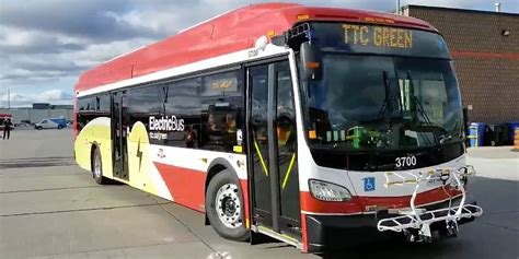 First Toronto electric bus hits the road, 60 more on the way by 2020