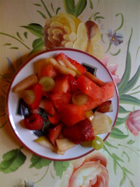 Cool, Refreshing, Organic Fruit Salad for Healthy Energy Anytime - Eat ...