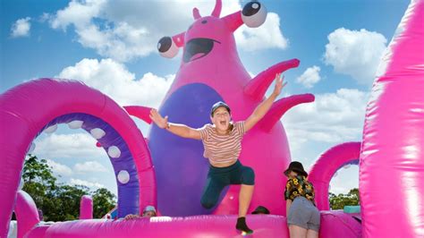 Bounce The City comes to Tanger Outlets Deer Park for the first time - Newsday