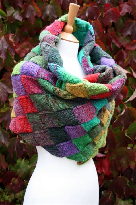 Items similar to Knit Shawl, Warm , 100% Wool, Hand Dyed Yarn, Vivid Colours. Shawl Wrap. on Etsy