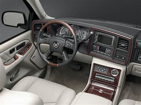 Cadillac Escalade Interior Wallpaper