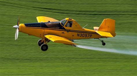 Crop duster spreads 100 gallons of holy water on Louisiana town - ABC News