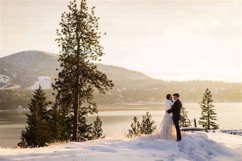 North Idaho Winter Elopement Wedding: Richard & Leslie — Looyenga Photography