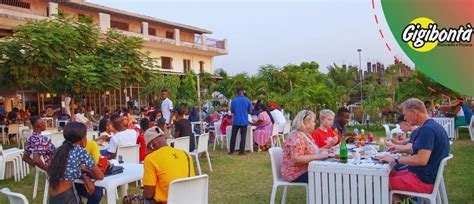 Beachfront Dining at Lumley Beach, Sierra Leone | Sierra Leone Tourism