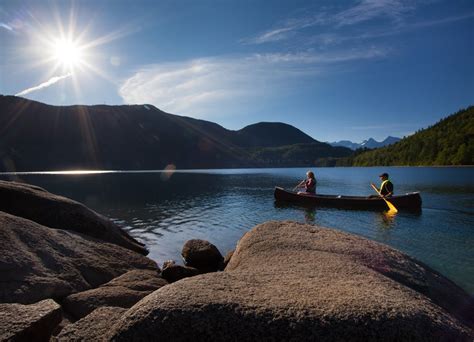 Harrison Hot Springs B.C., A Great Fall Getaway - Everything Zoomer