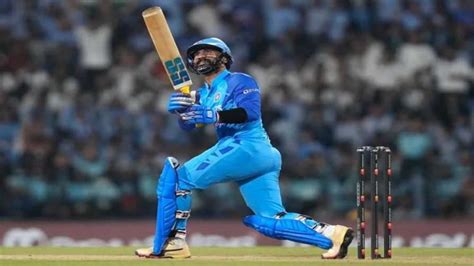 Dinesh Karthik Net Worth ([current_date format='F, Y']): Biography, IPL ...