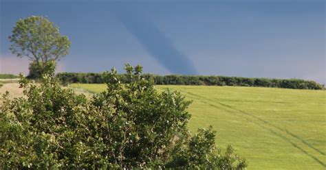 Tornado in Enniscorthy this evening : r/ireland