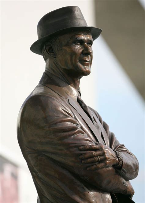 Tom Landry - Dallas Cowboys Tom Landry, Dallas Cowboys, Hero, Statue ...