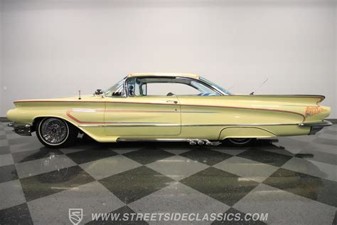 1960 Buick Invicta | Classic Cars for Sale - Streetside Classics