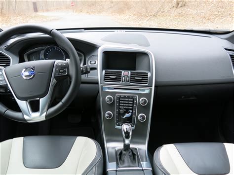 2015 Volvo XC60: 59 Interior Photos | U.S. News