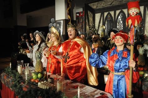 14 best images about Bella's Madrigal Dinner on Pinterest | Renaissance, My sister and ...