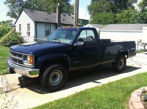 Find used 1995 Chevrolet Cheyenne 2500 4x4 Work truck in Eastpointe ...