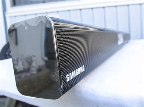 Samsung HW-F550 Bluetooth SoundBar Speaker System Review - Delivering A ...