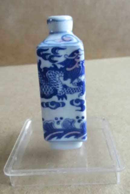 VINTAGE ANTIQUE MINI Chinese Oriental White Blue Floral Ceramic Porcelain Vase $113.54 - PicClick