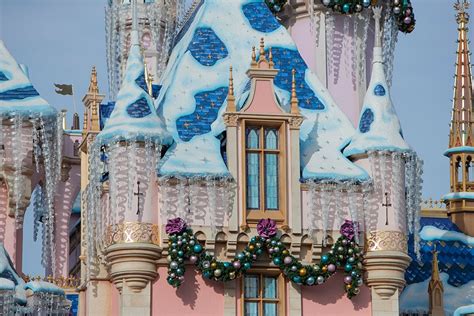 Look Closer: Sleeping Beauty’s Winter Castle at Disneyland Park ...