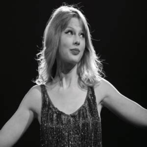 Taylor Swift makes “Taylor’s Version” of album “Fearless” – The Bona Venture