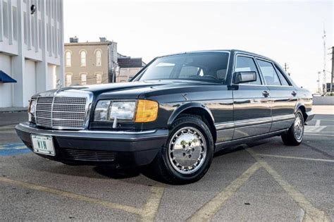 Cars and Bids Bargain of the Week: 1991 W126 Mercedes-Benz 560SEL