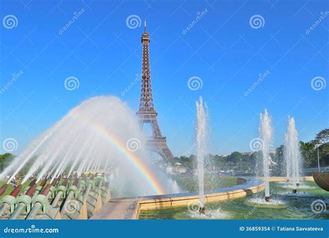 Paris. Fountains at Trocadero Square Stock Photo - Image of sunny, landmark: 36859354