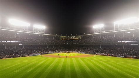 Wrigley Field at Night : r/wallpapers