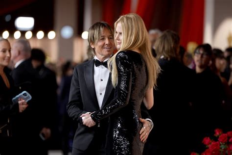 Nicole Kidman and Keith Urban Show PDA at Oscars 2023 | POPSUGAR Celebrity