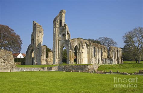 Glastonbury Abbey Photograph by Premierlight Images - Fine Art America