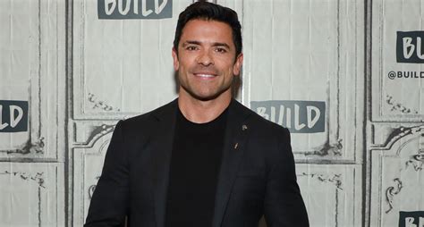 Mark Consuelos Poses with Two Basketball Players - PureWow