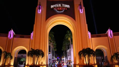 Universal Orlando Resort Set to Double in Size; Expansion Plans Include a 4th Theme Park | KTLA